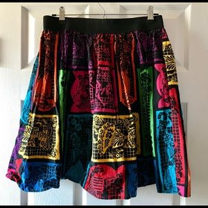 Hemet skirt size 2 with a Papel Picacdo design